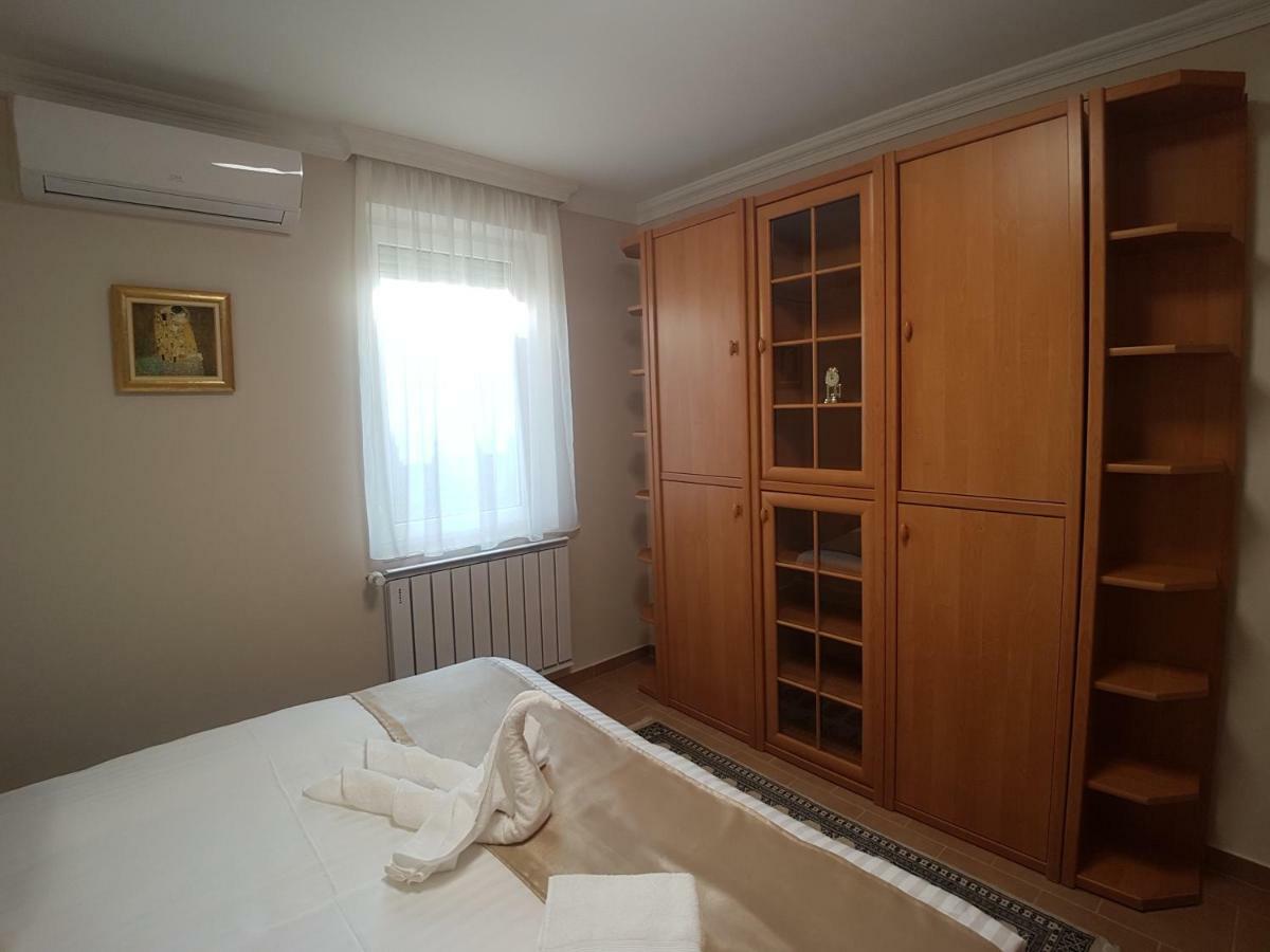 Villa Bellanova ไฮจ์ดุสโซบอสโล ภายนอก รูปภาพ